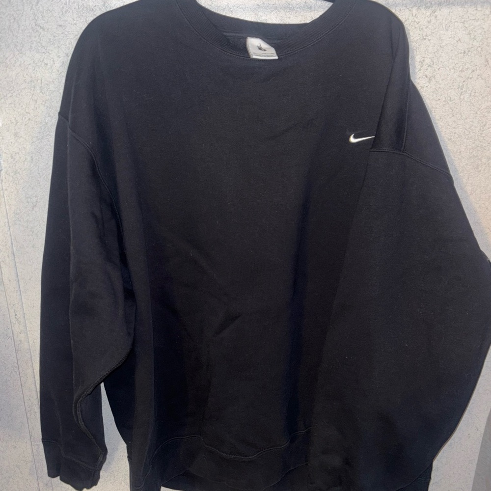 2 Nike Solo Swoosh Men's Classic Black Crewneck Sweater